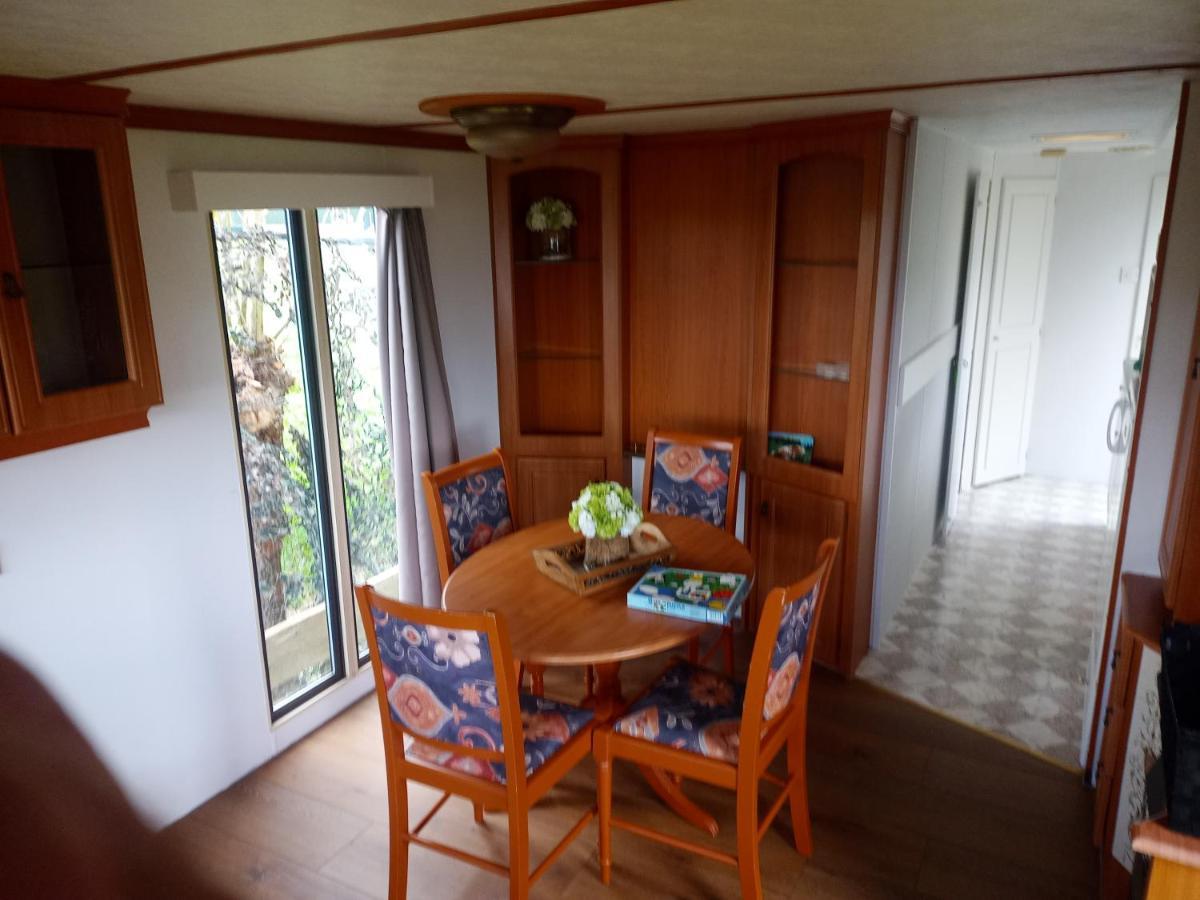 De Boerenskuur..Chalet.. Assendelft Eksteriør bilde
