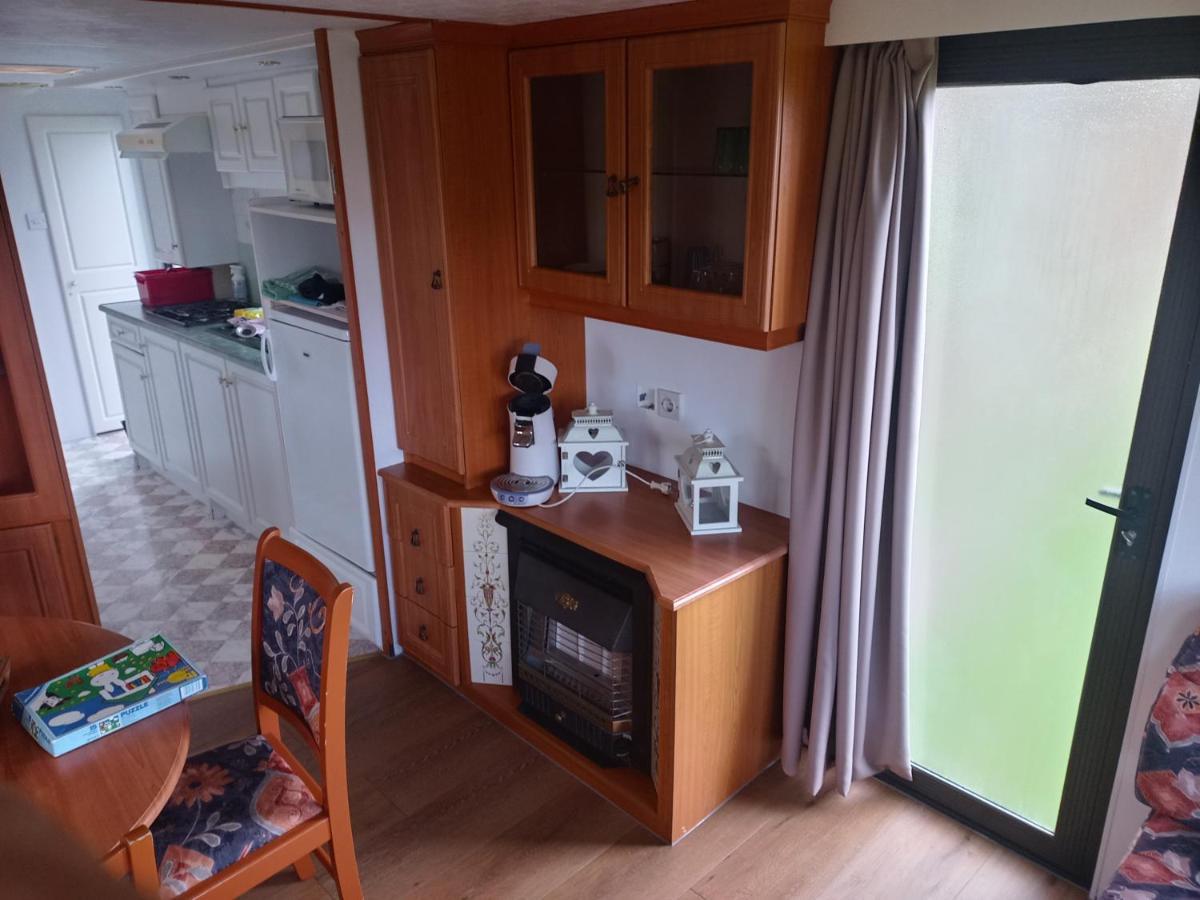 De Boerenskuur..Chalet.. Assendelft Eksteriør bilde